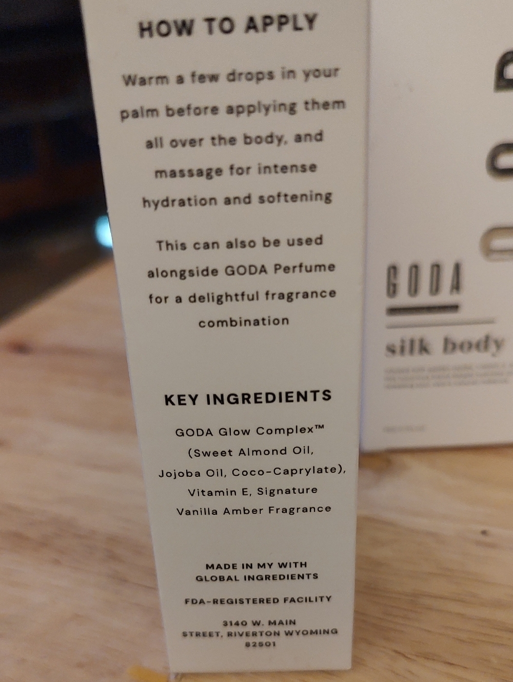 Silk Body Oil – White - Picture 2 of 4